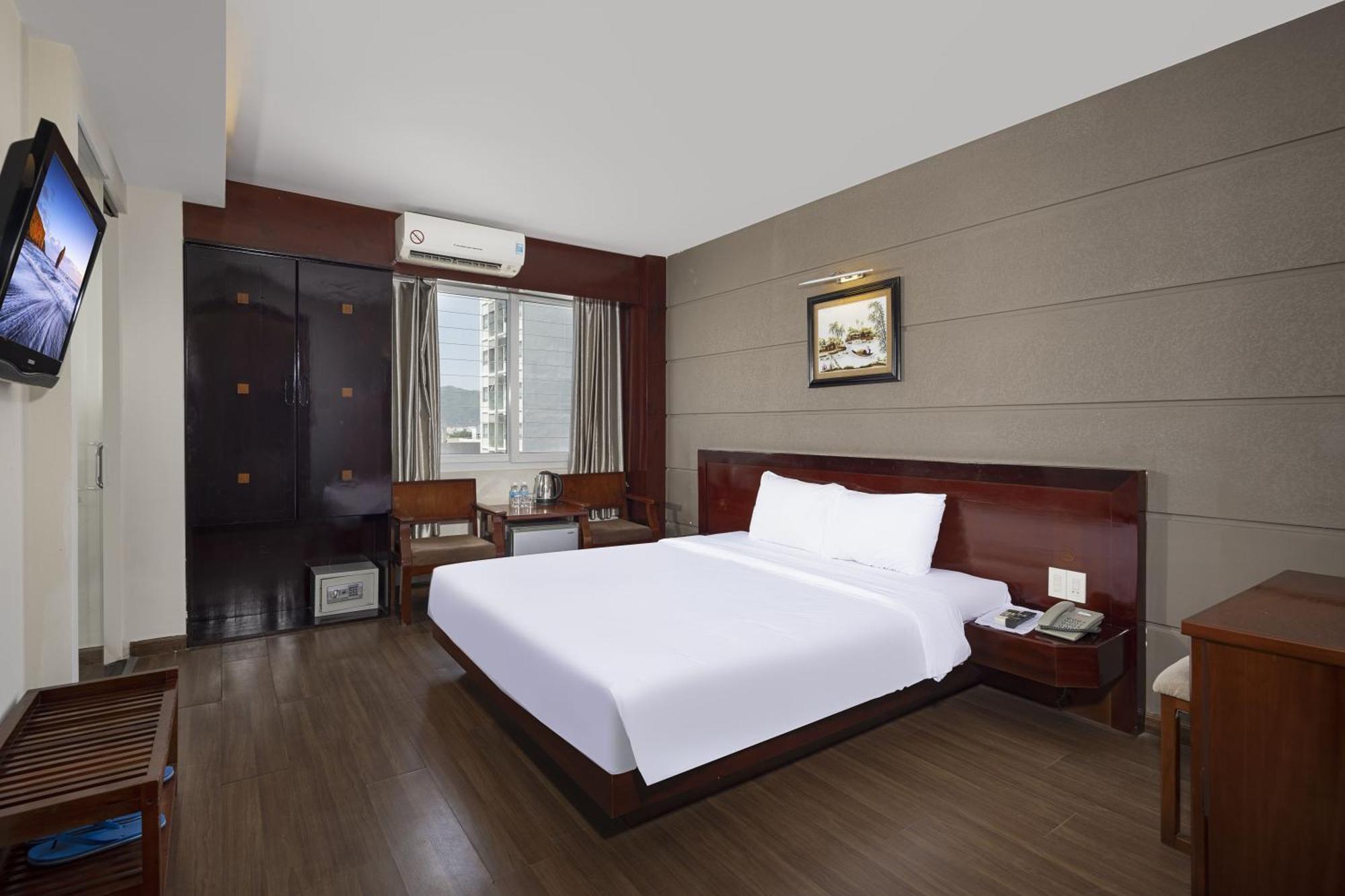 Wintersea Hotel Nha Trang Exteriör bild