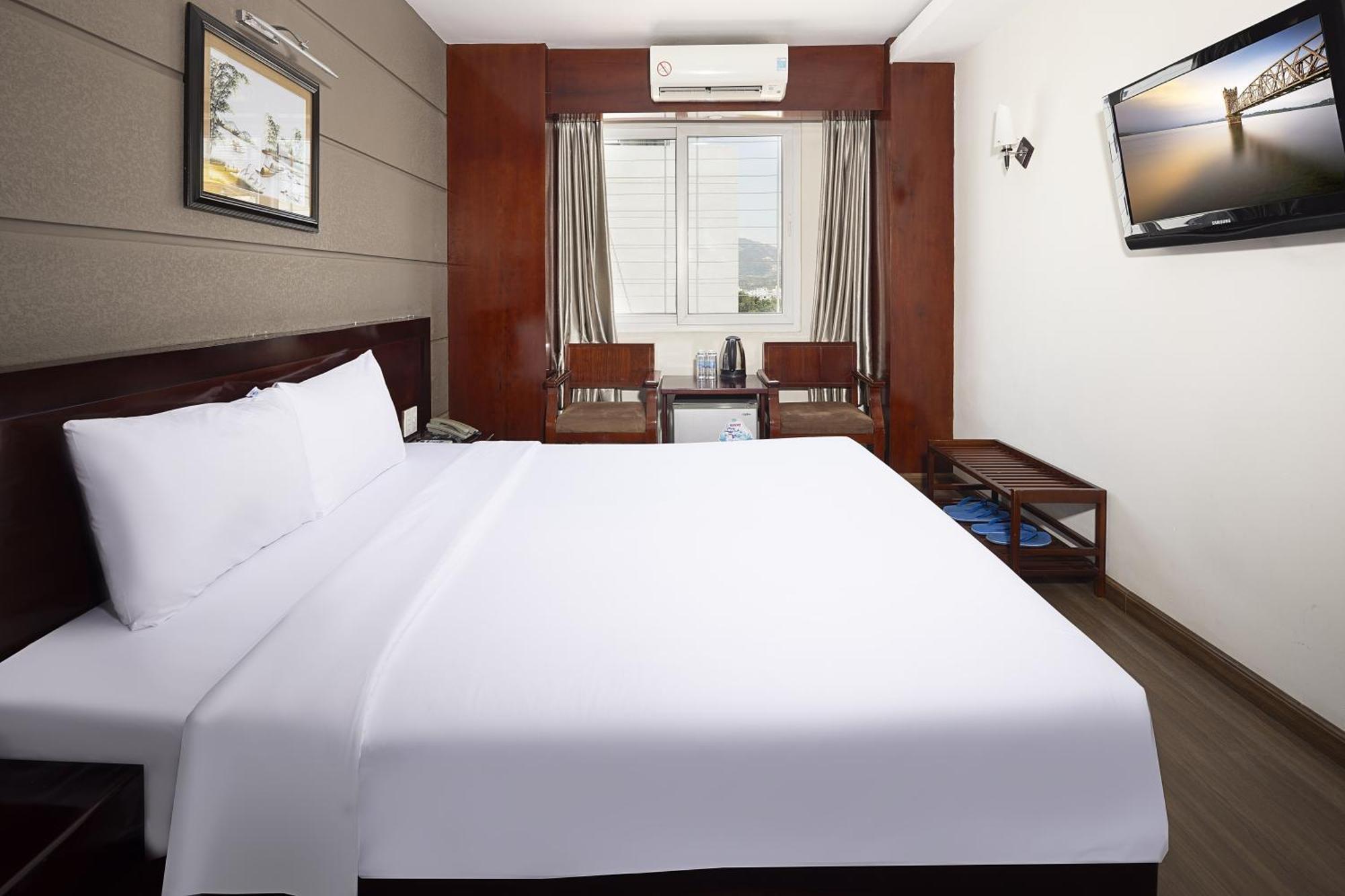 Wintersea Hotel Nha Trang Exteriör bild